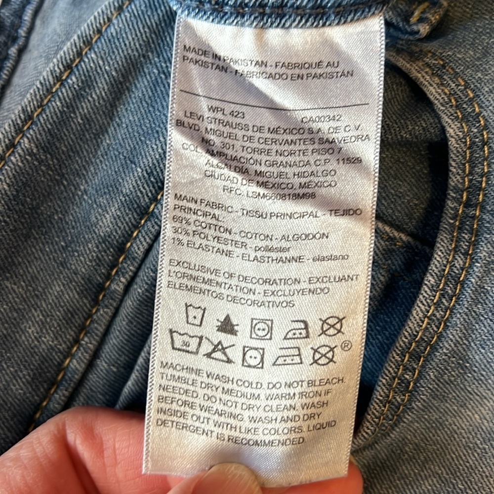 LEVI SIGNATURE JEANS‎ - Picture 9 of 10